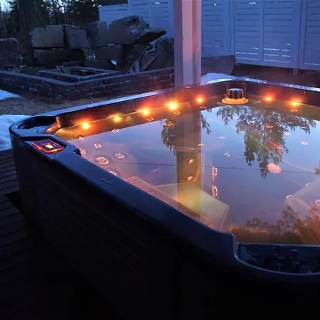 Apartment With Jacuzzi & Aircondition Rauma Exterior photo